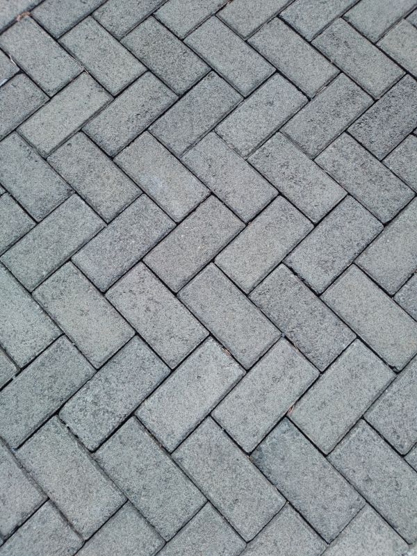 Interlocking Pavers Vs. Poured Concrete For Commercial Properties